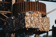 Recycling: Gebrauchtes Weißblech wird wieder wertvoller Qualitätsstahl